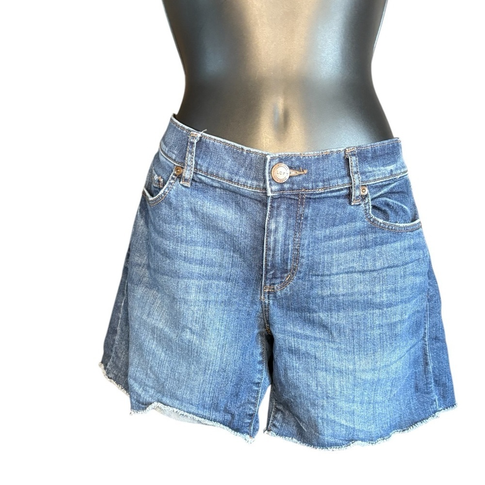 Loft woman’s denim roll shorts size 4 medium wash Jean cut off pre-loved - Picture 8 of 9